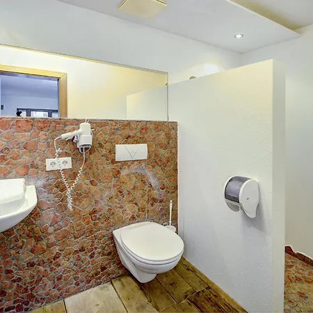 Edelweiss 6 By Interhome Apartman Kaprun
